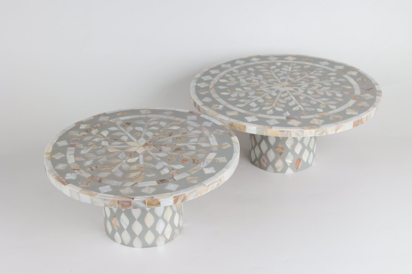 Mother of Pearl Round Cake Stand